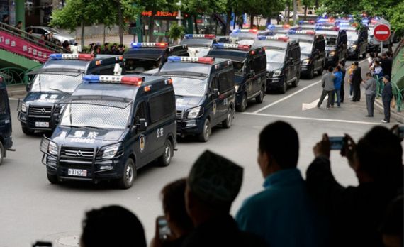 Volgsysteem voor auto's in Xinjiang