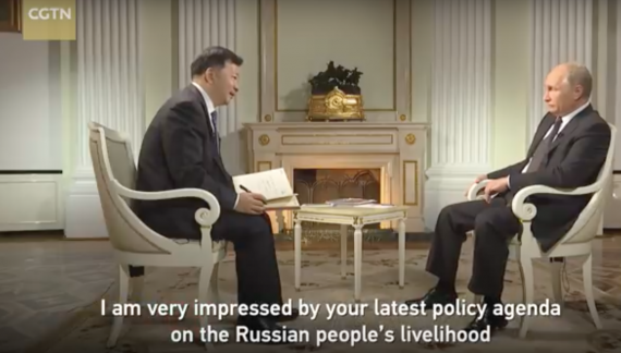 Onvergetelijk: Xi's taart en Poetins wodka en worst